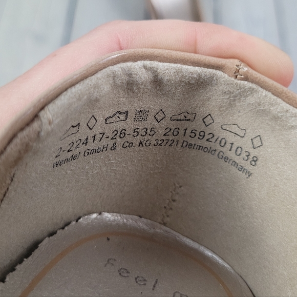 MARCO TOZZI | faux patent leather neutral heels pumps - Picture 10 of 10